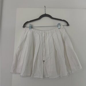 J. Crew Women's White Pleated Mini Skirt with Drawstring Waist - size medium